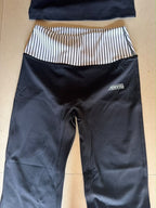 stripe. (contrast leggings)