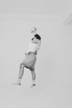 move. (shorts)