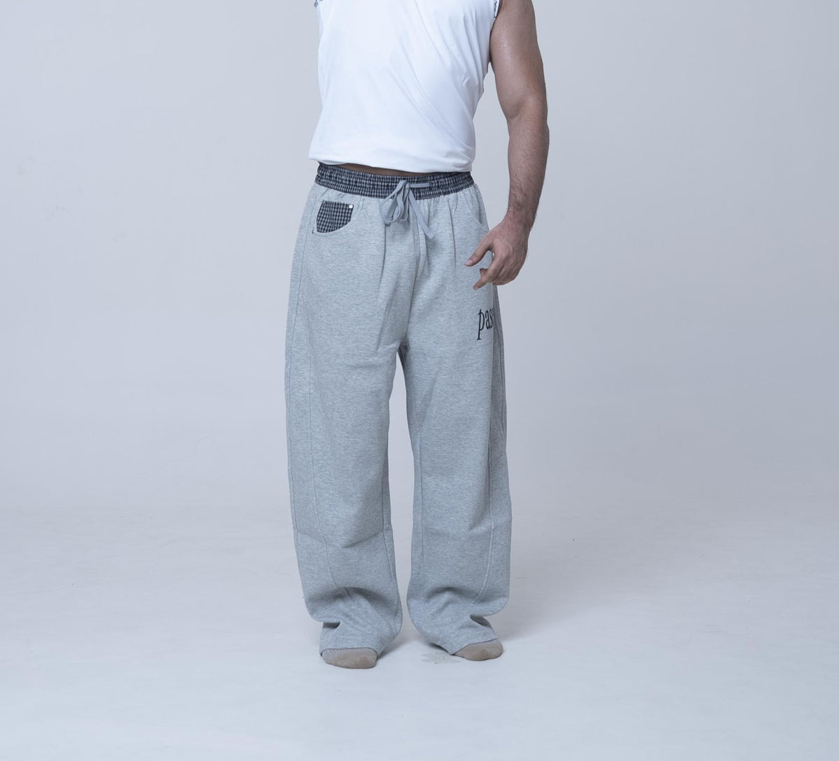 workout-split. (pants)