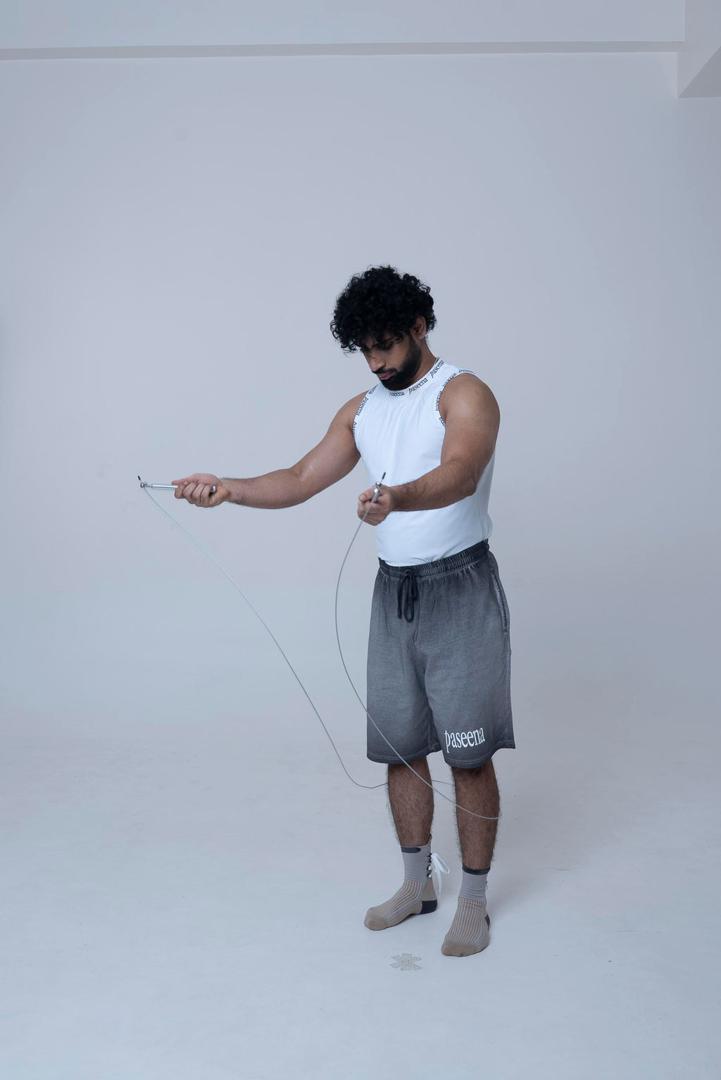 move. (shorts)