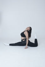 b&w. (polka cut-out leggings)