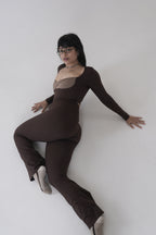 SHE. (knotted flare leggings)
