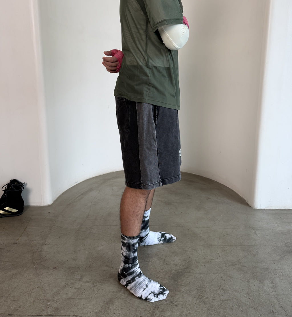 deux. (shorts)