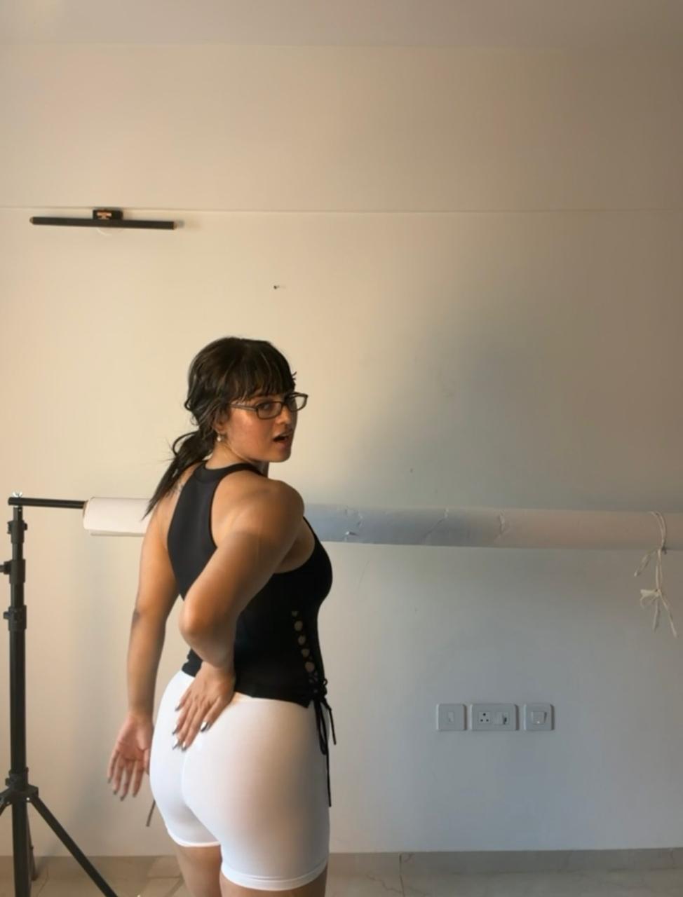 lace-corset. (top).